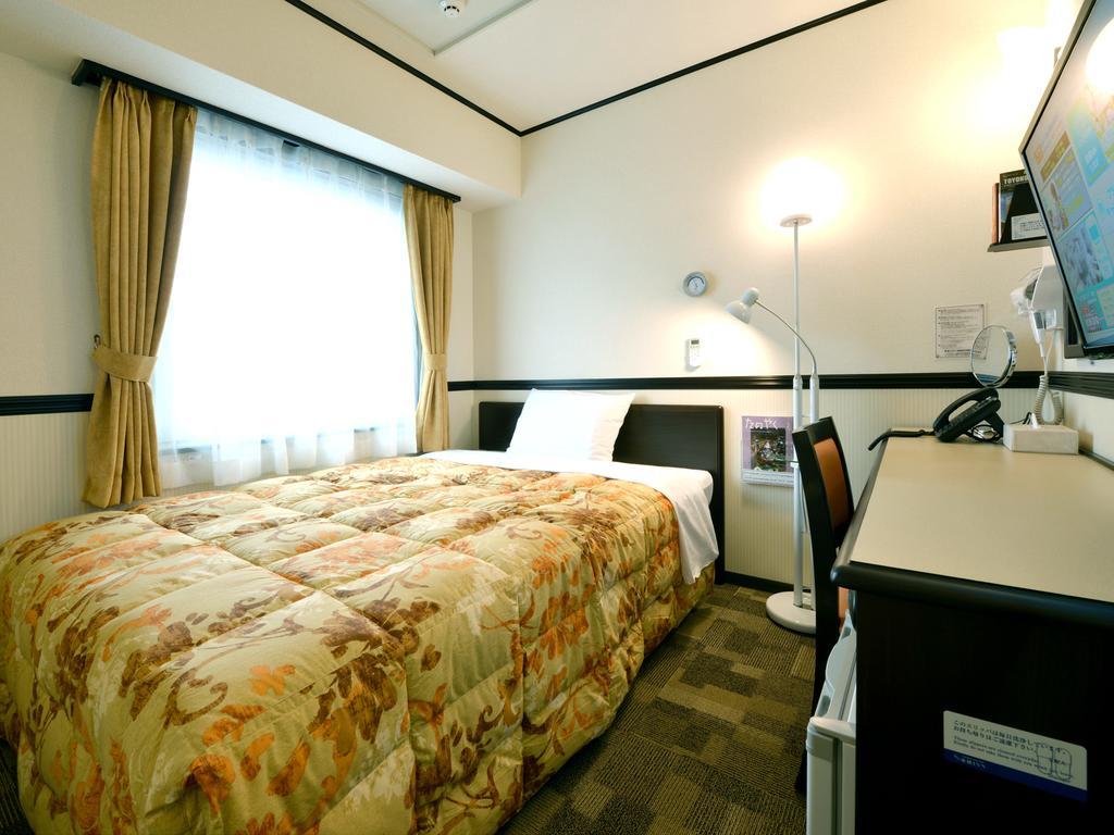 Toyoko Inn Tokyo Kamata No 1 Bagian luar foto